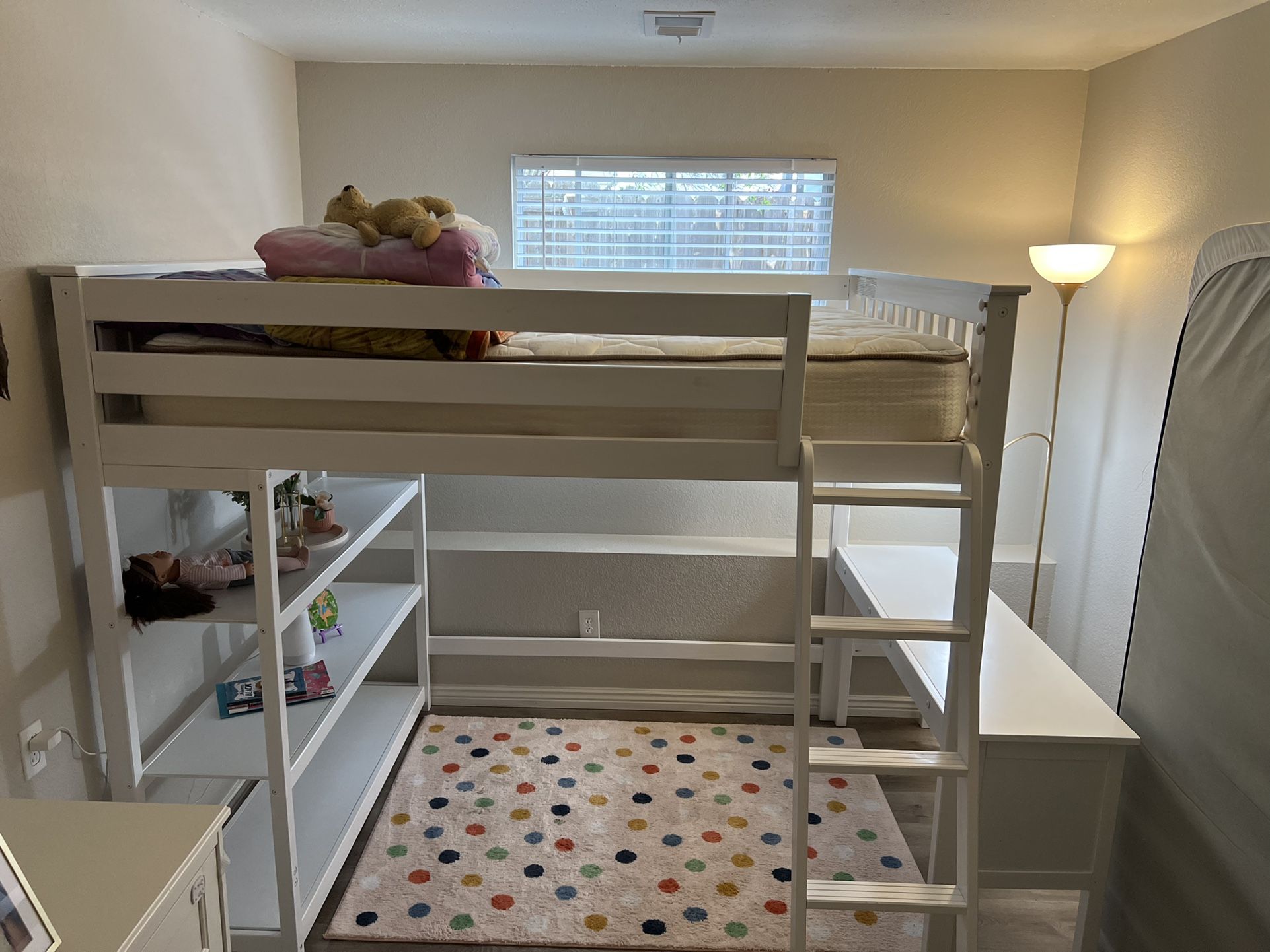 Kid's Twin-Size High Loft Bed with Bookcase with Desk