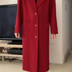 Long Winter Coat 80% Wool 20% Nylon - Cranberry Red two deep pockets and shoulder pads Size 12