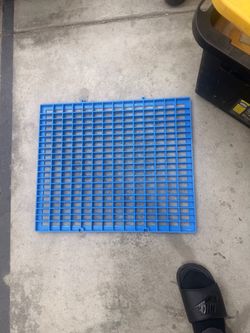 Dog crate