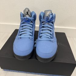 Jordan 5 UNC 
