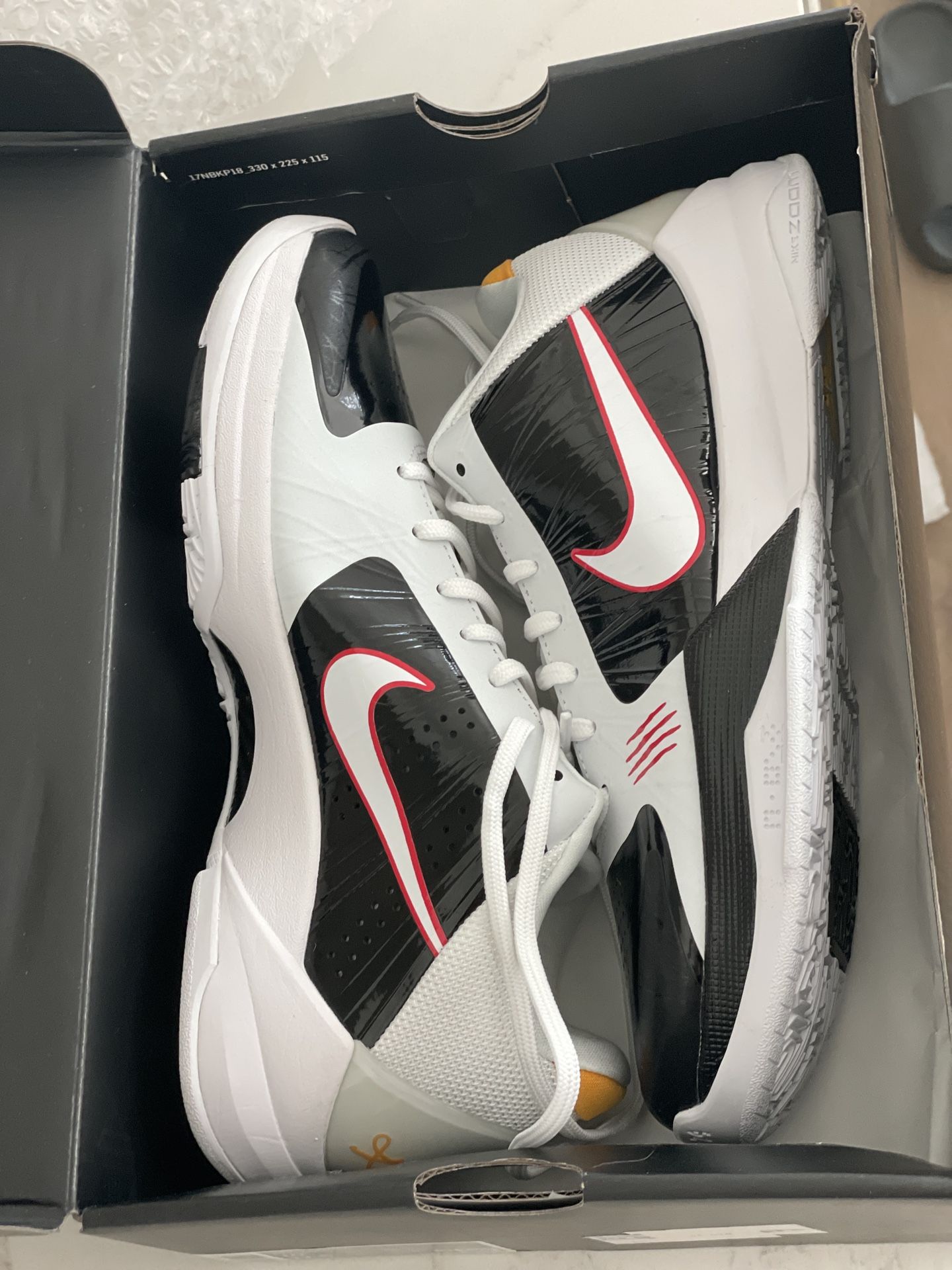 Size 10.5 Kobe 5 Alternate Bruce Lee From Jersey Frost