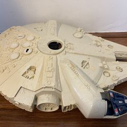 Vintage Star Wars Millennium Falcon Playset Vehicle
