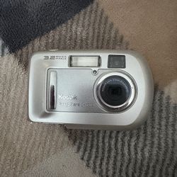 Kodak Easyshare CX7300 Digital Camera