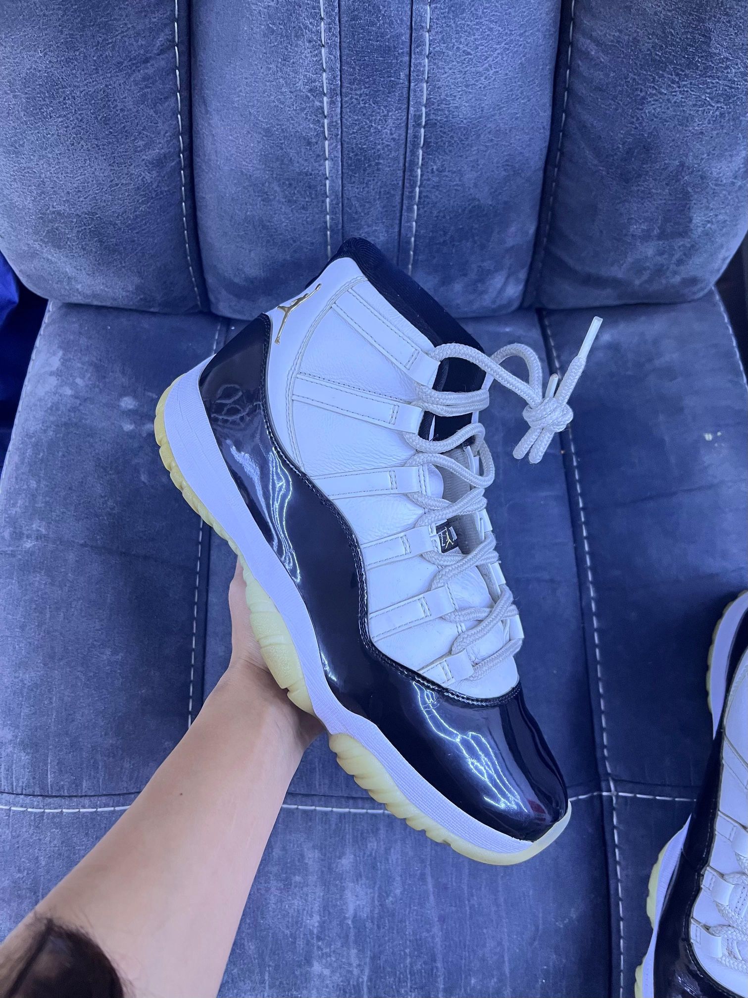 Size 10.5 - Jordan 11 Retro Mid Gratitude / Defining Moments