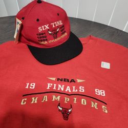 Vintage Chicago Bulls Michael Jordan 6 Peat T-Shirt And Hat