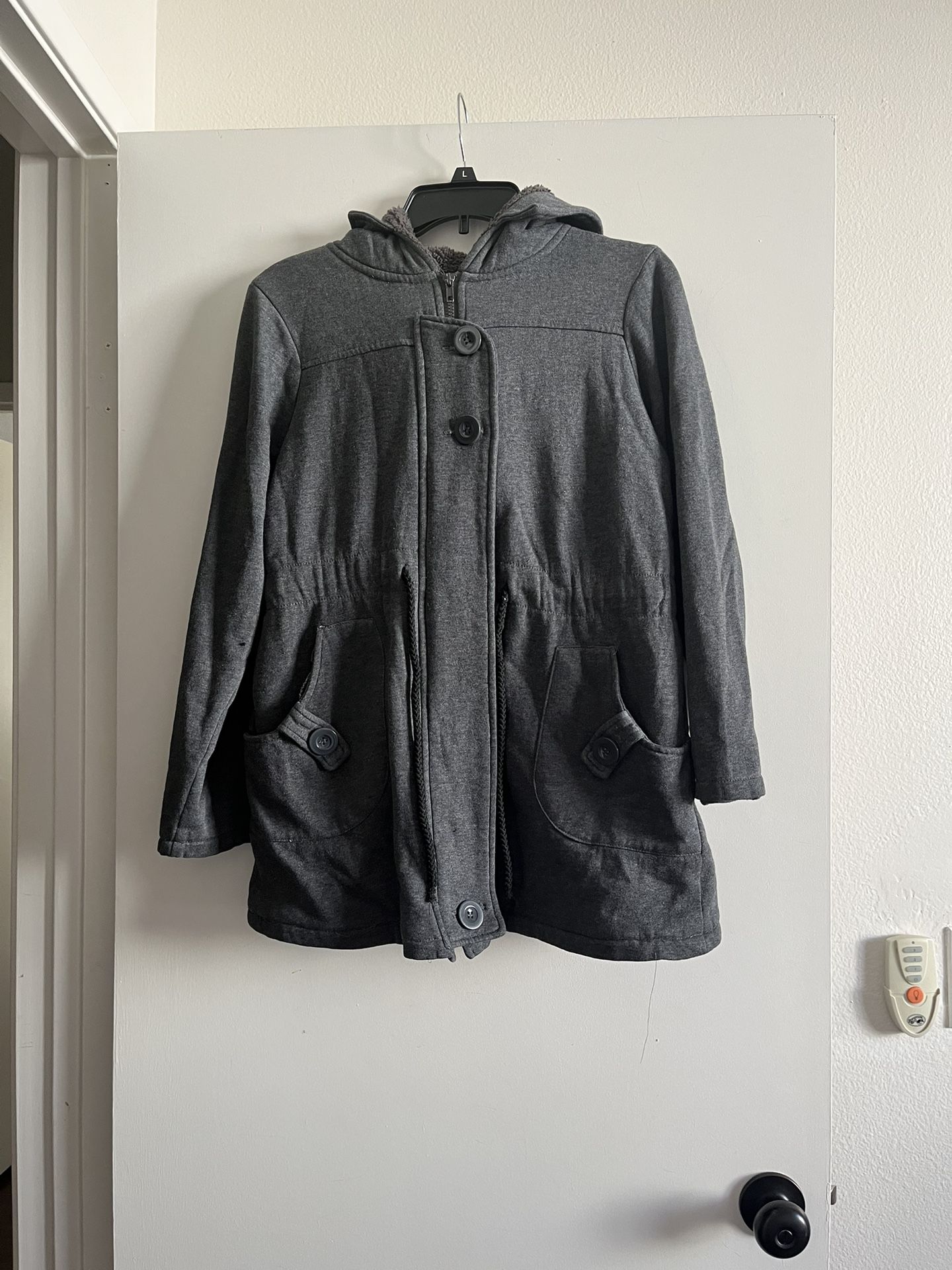 Finesse super warm youth’s hoodie gray coat excellent condition size S