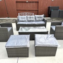SALE♦️Brand new Assembled 6 piece wicker outdoor patio furniture set with dark gray cushions