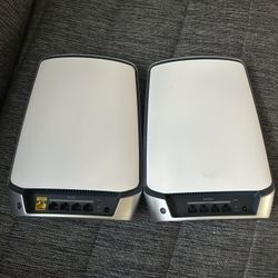 Netgear Orbi RBR850 Router & Rbs850 Satellite 