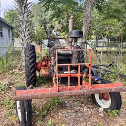 885 Tractor & Farm Equipment 