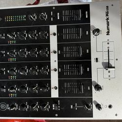 Numark Mixer