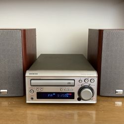 Onkyo CR-305TX  With D-N3XA Speakers.