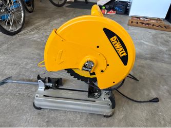 Dewalt Saw (works great)