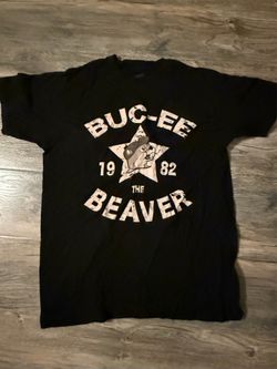 Buc-ee's Est 1982 The Beaver Shirt Men's /Women Medium Short Sleeve T-shirt