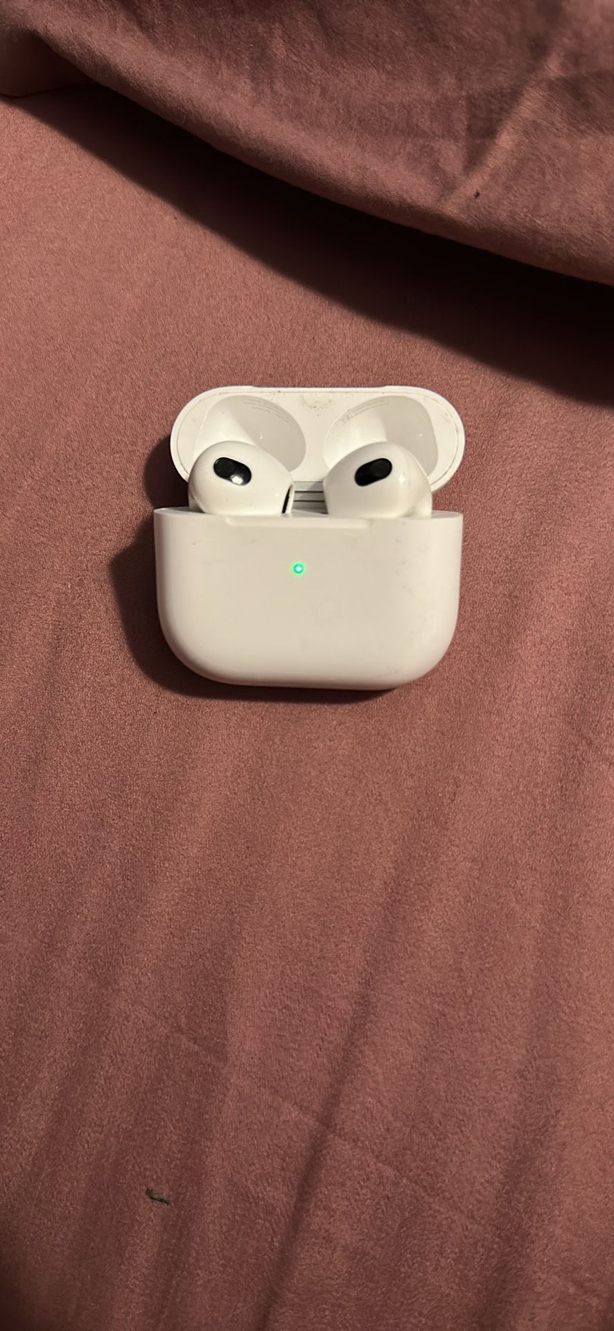 Gen 3 Apple AirPods 