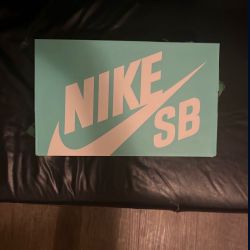 Nike Sb Size 10/5