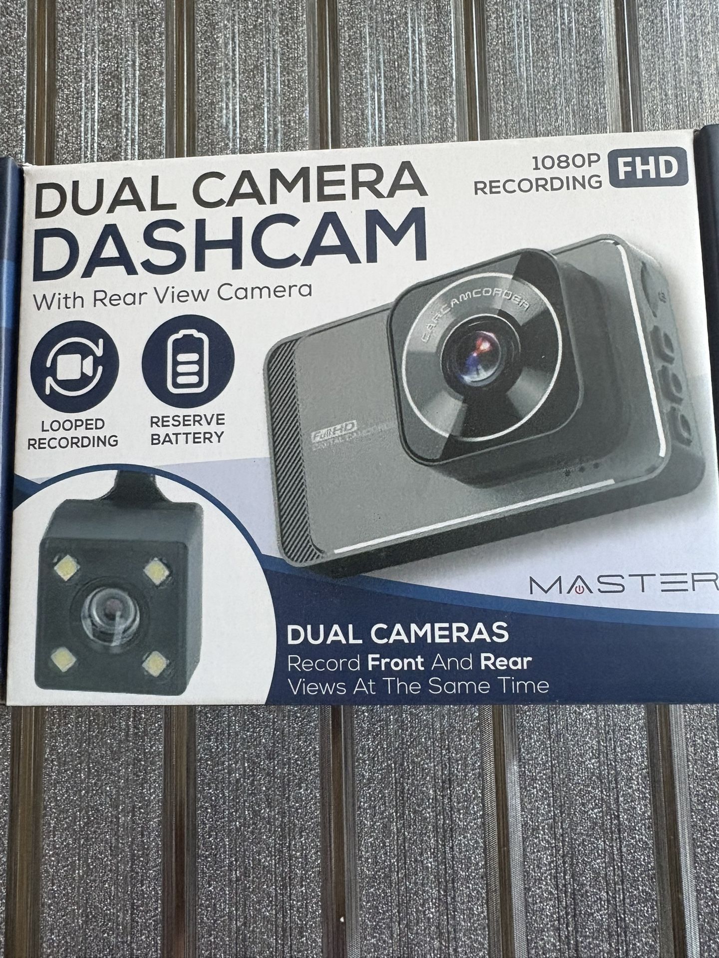 Car Dash Camera / Front and rear / 18.00 pick up / New 