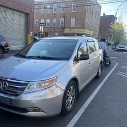Honda Odyssey 2011