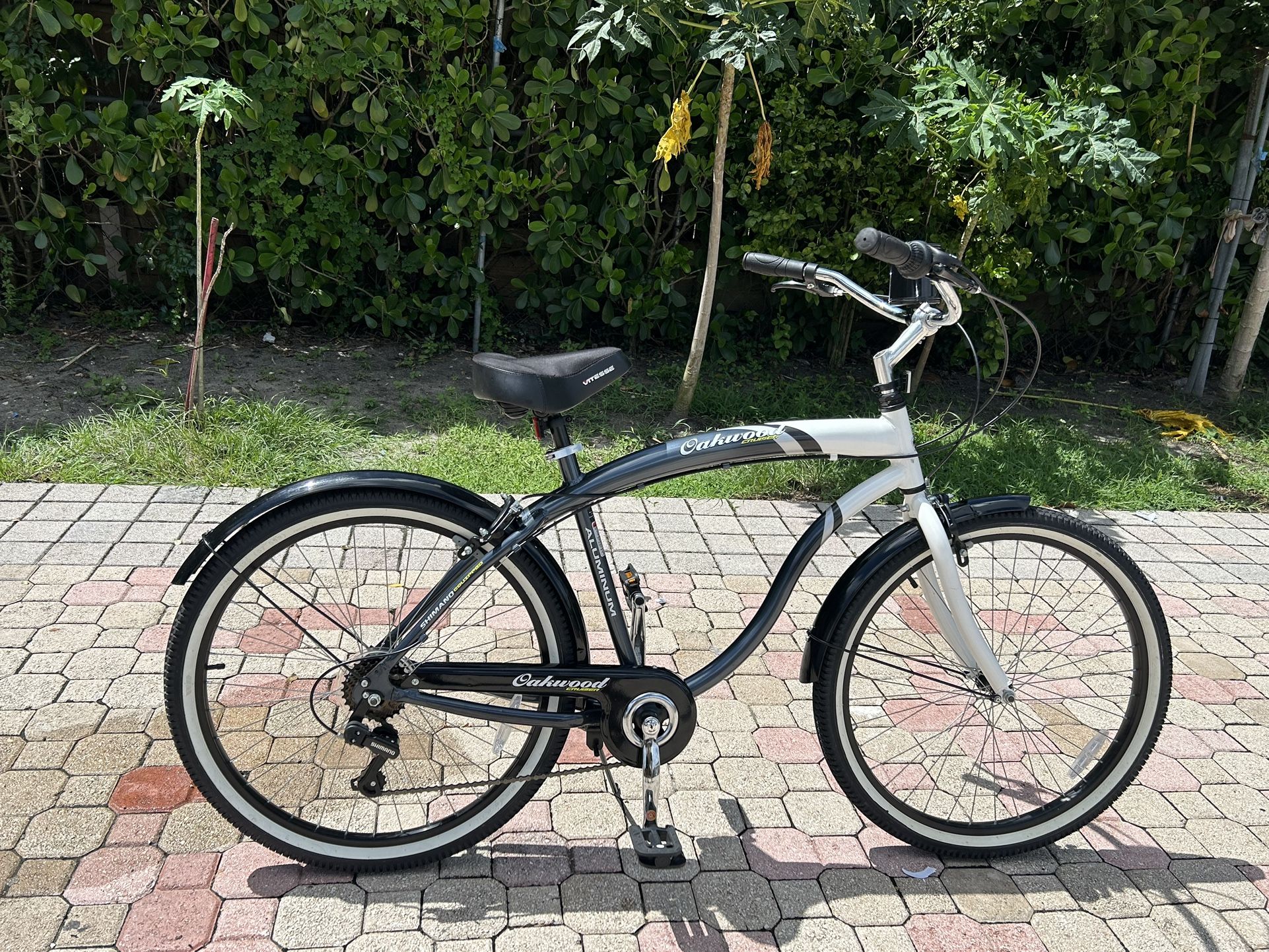 26 BEACH CRUISER 7 SPEED MEDIUM FRAME  READY TO RIDE ✅
