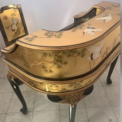 Gold Leaf Gilded Applique Chinoiserie Carlton House Writing Desk