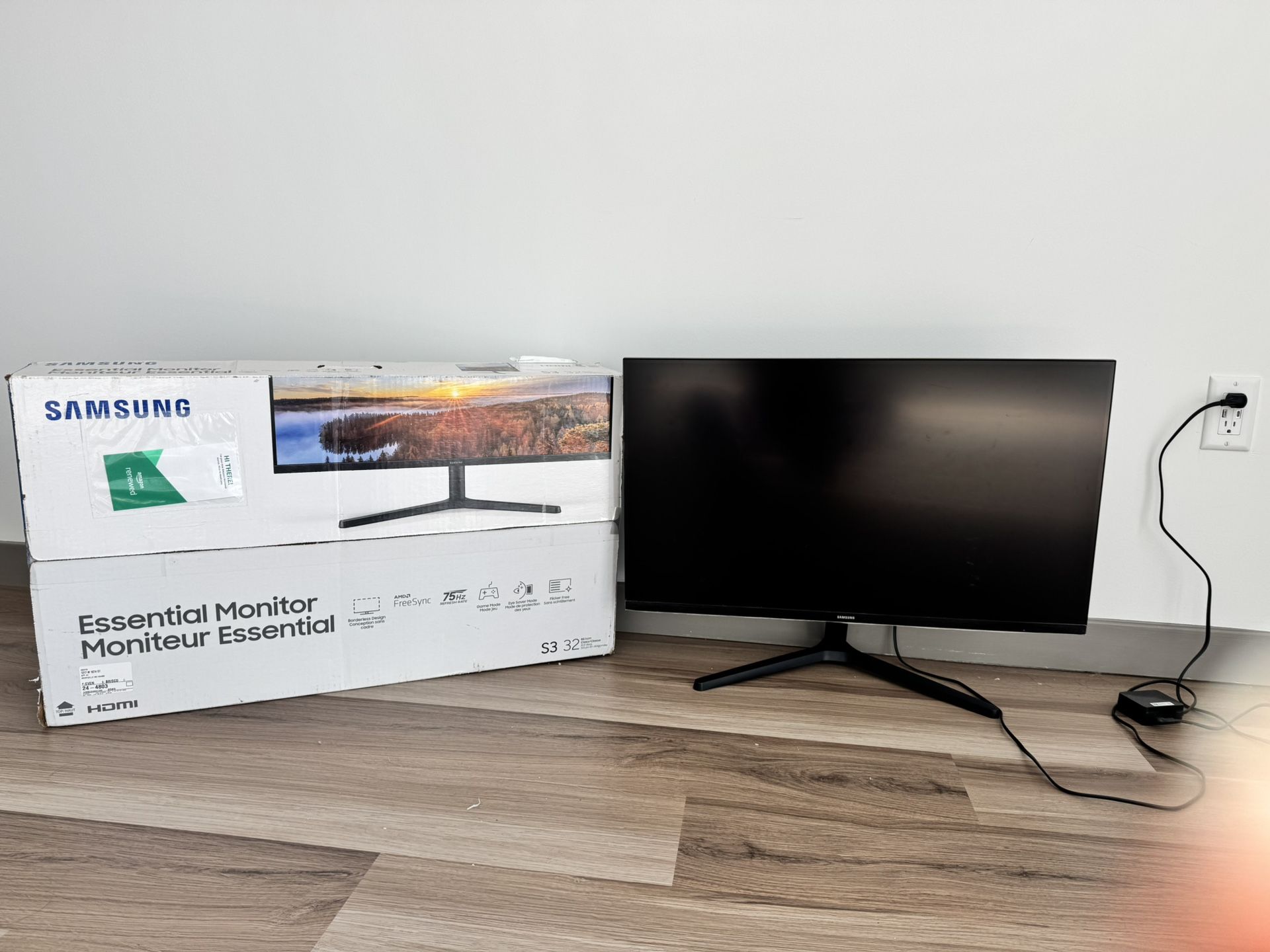SAMSUNG LS32B300NWNXGO-RB 32" FHD 75Hz FreeSync Monitor