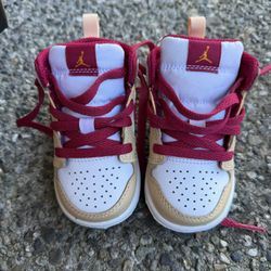 Nike toddler Size 4C