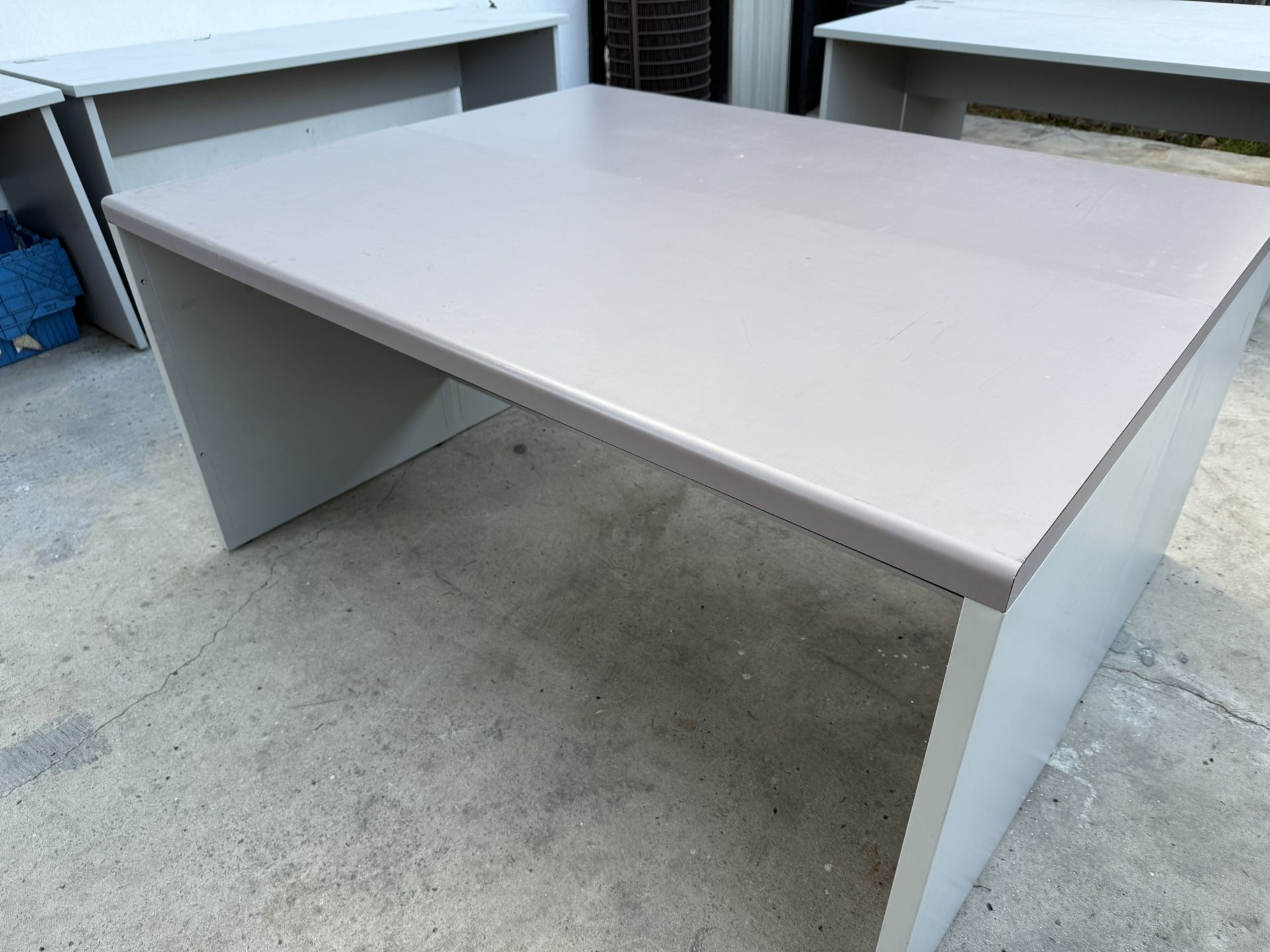 Office Desk