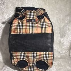 DABA DOO PLAID PET BACKPACK DOG CARRIER SMALL DOG NEVER BEEN USE 