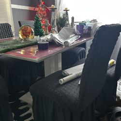 Dining Table And 6 Chairs 