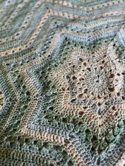 Hand Crocheted Green Star Blanket