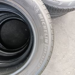 4 llantas 195 65 R15 Michelin tour