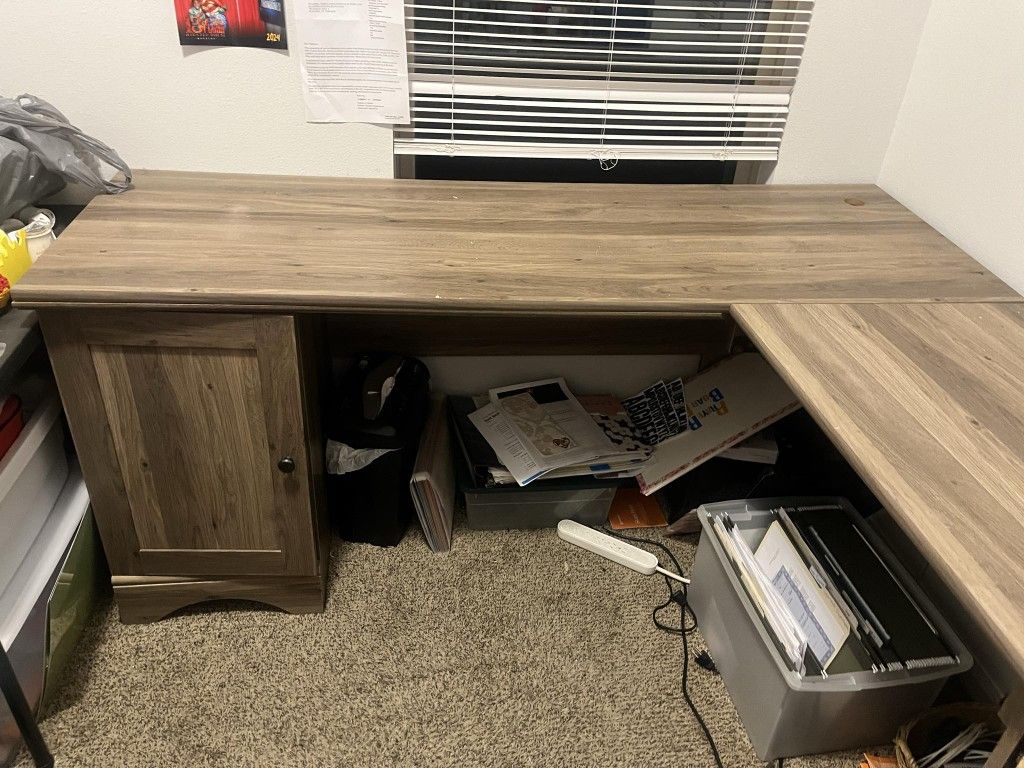 Desk