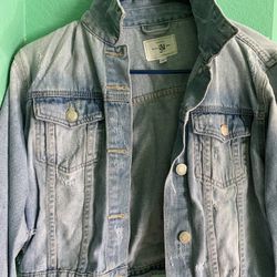 Large Ripped Denim 