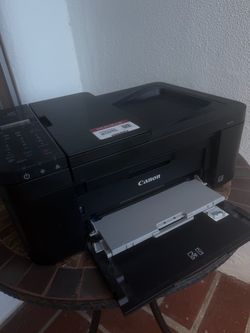 Canon PIXMA TR4720 Wireless All-in-One Printer + Ink