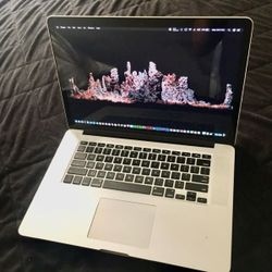 MacBook Pro 15.4" Quad-core i7 