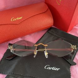  Logo Temple Irregular Shape Sunglasses Gold 