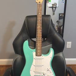 Squier StratoCaster Electric Guitar+Acoustic G30+Pro Line Stand