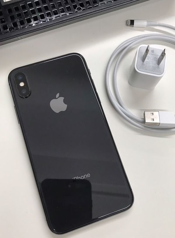 Carrier unlocked iPhone X 450