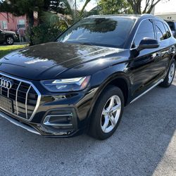 2021 Audi Q5 Premium