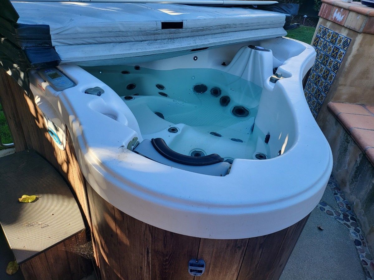 Jaccuzi For Sale for Sale in San Diego, CA OfferUp