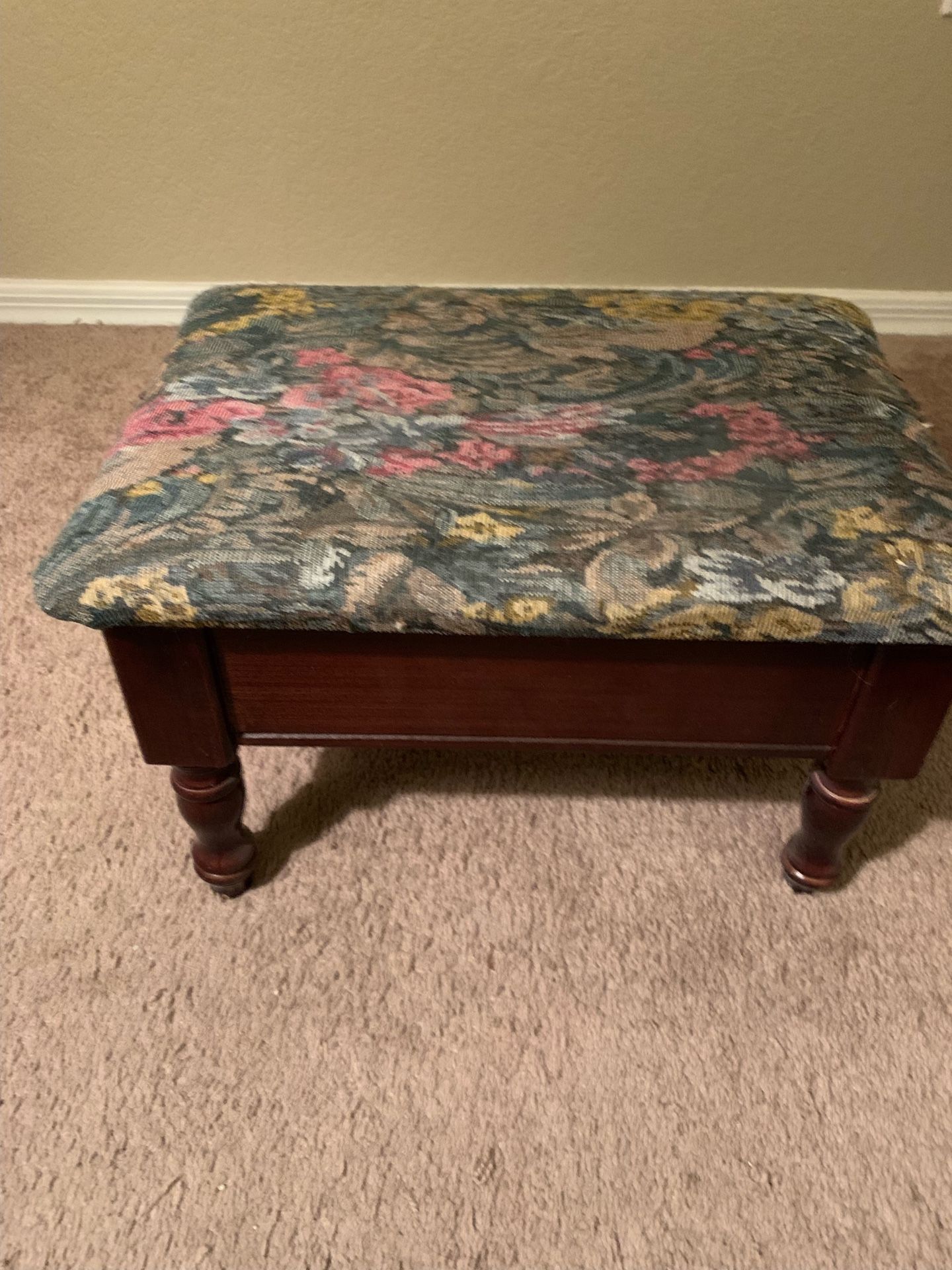 Storage Ottoman