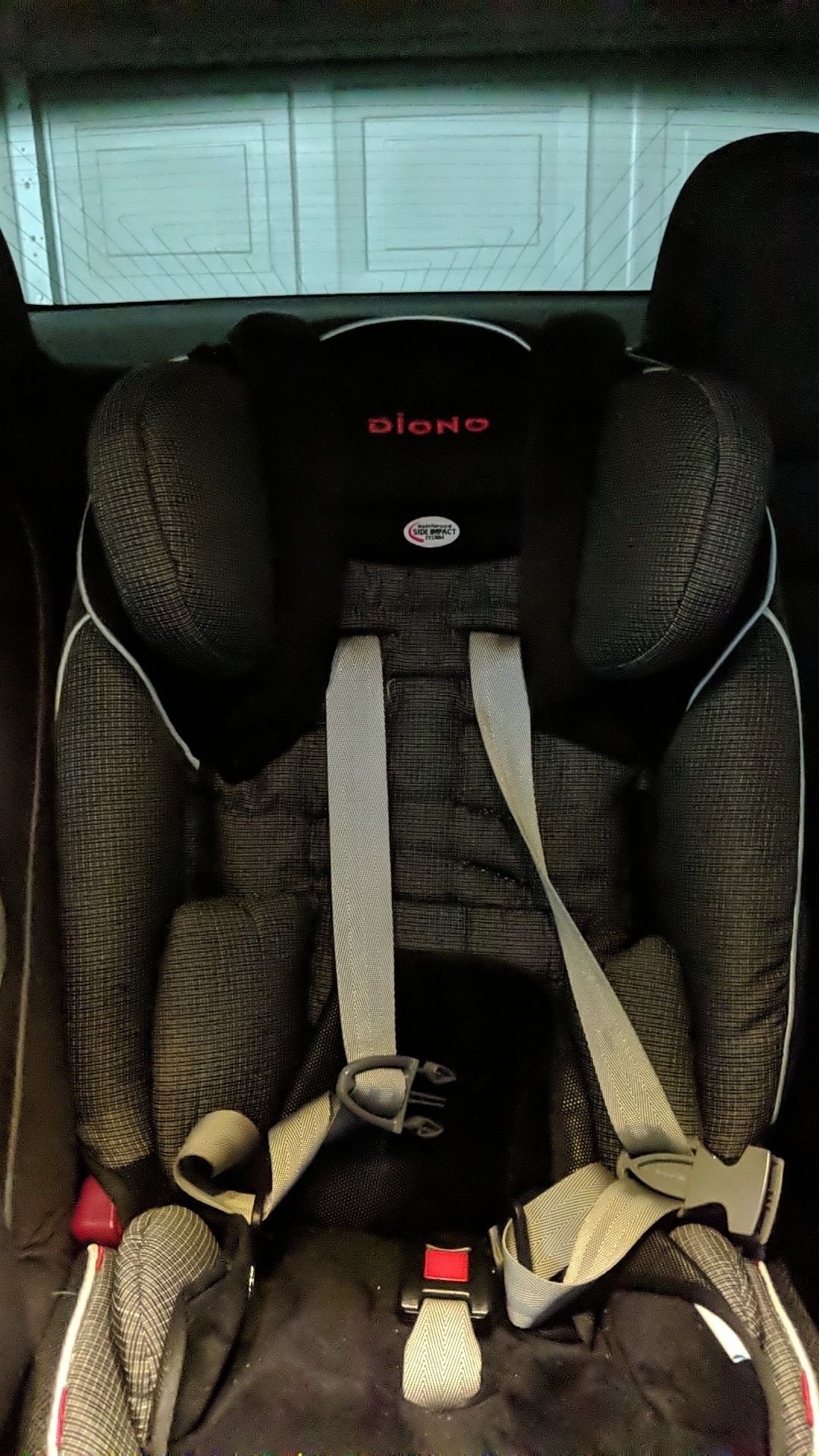 Car seat for toddlers, convertible, FAA approved for airlines