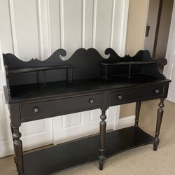 Side Board    / Hutch.   