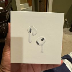Apple Headphones | Pros Generation 3 | Color: White| Size : Os