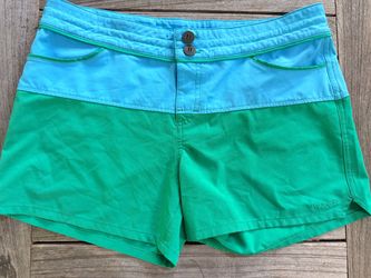 Patagonia Womens Wavefarer Boardshorts Size 8 Board Shorts  76005 SP15