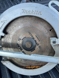 Electric Makita Saw