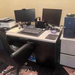 Sturdy Modern Office Desk Filing Cabinets And Chair 