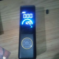 Fanttik Portable  Air Pump And Portable Charger 