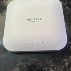 Netgear WAX610 AX1800 Dual-Band PoE-Compliant Cloud Managed Access Point