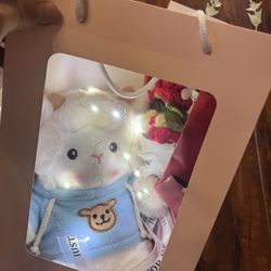 romantic Valentine’s Day gift box