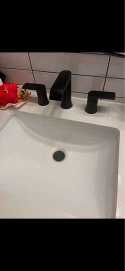 Moen double vanity faucets with valves/ matte black